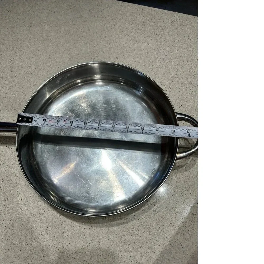 Well Equipped Kitchen Covered Sauté Pan – 11” x 3”